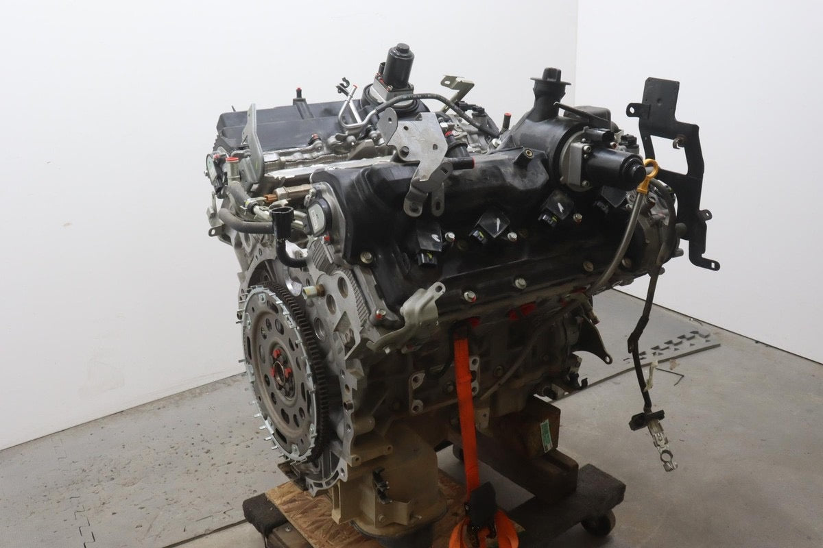 Volvo B8444S 4.4 Liter V8 Engine